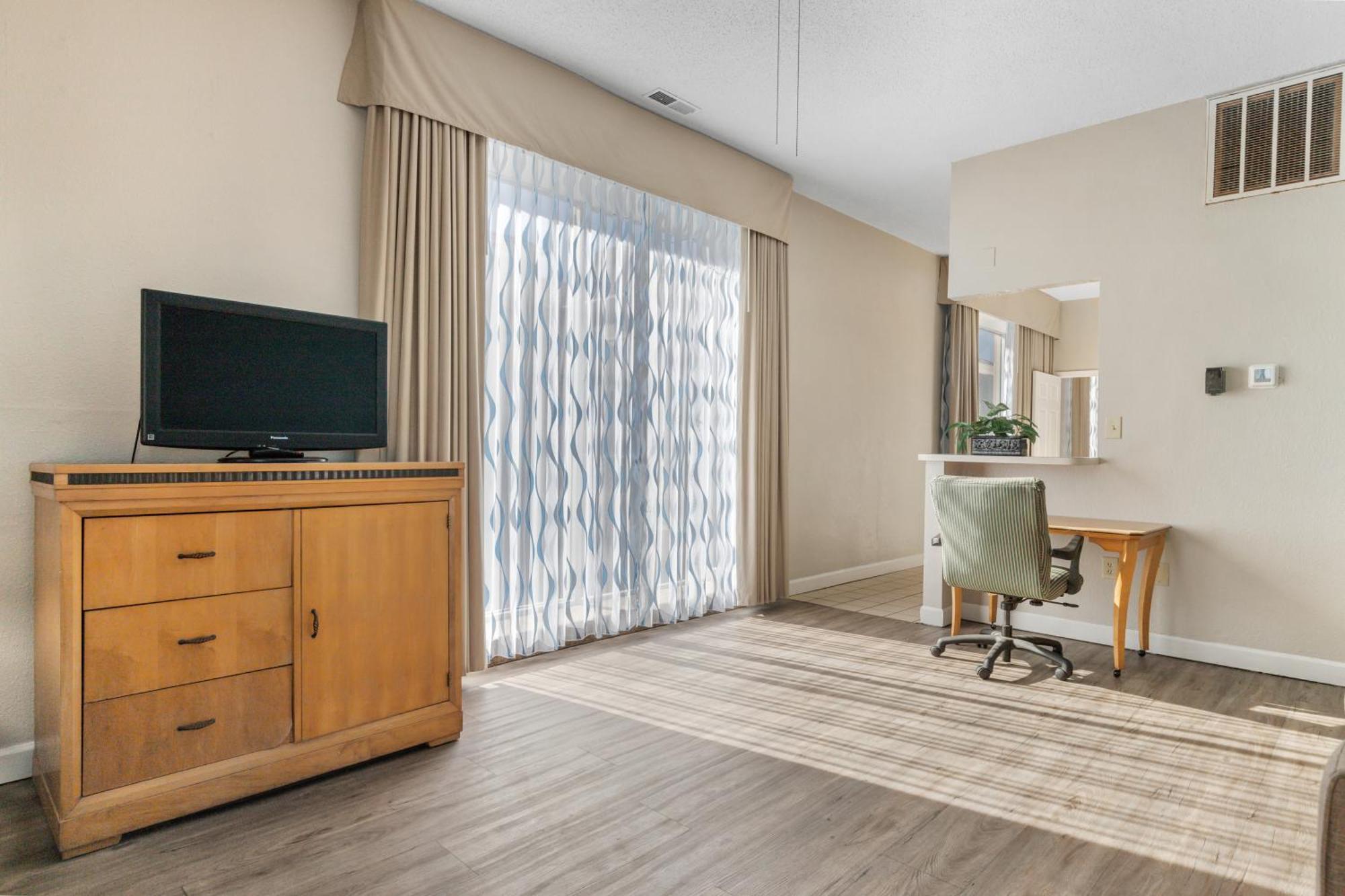 Ocean Crest Inn And Suites Myrtle Beach Quarto foto