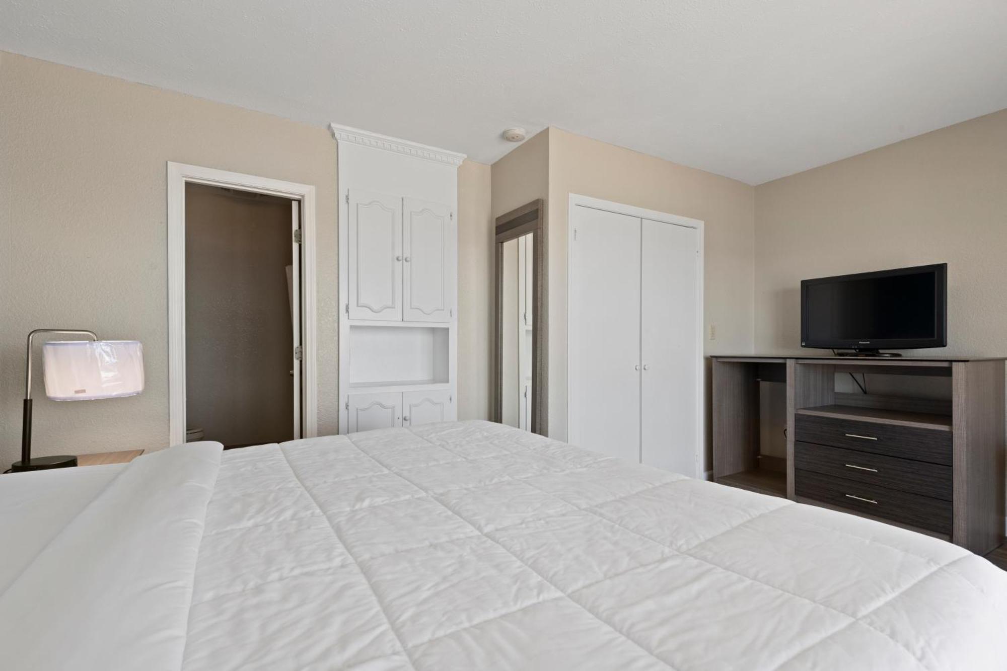 Ocean Crest Inn And Suites Myrtle Beach Quarto foto
